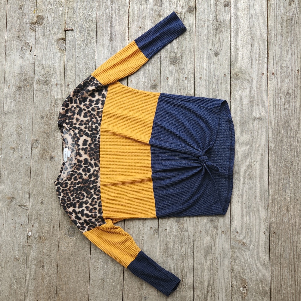 Waffle Knit Leopard Cheetah Yellow, Blue Knotted Long Sleeve Shirt Small Fall